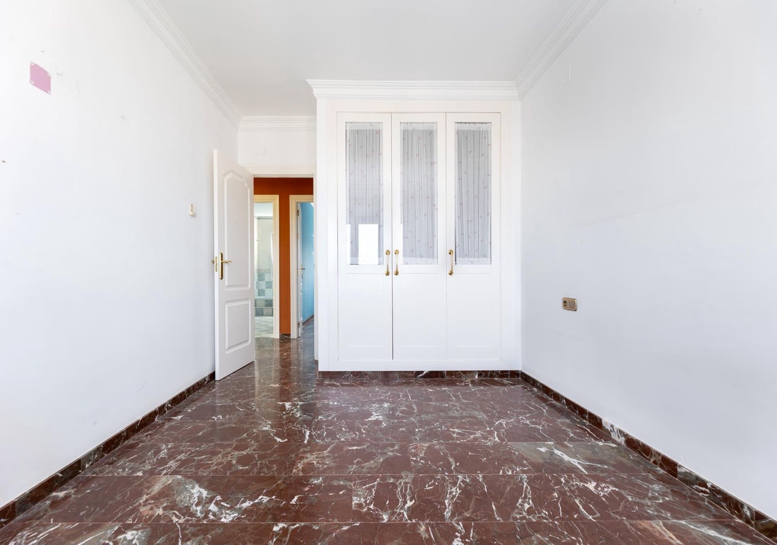 5 slaapkamer Villa te koop in Monachil met zwembad garage - € 450.000 (Ref: 9990886)