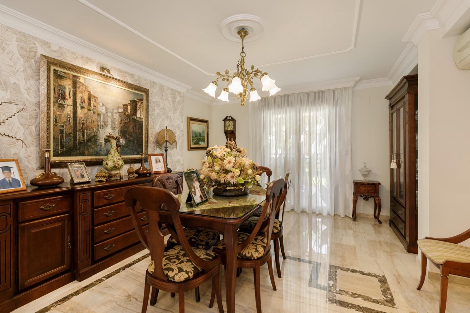 Pareado de 4 habitaciones en Ogíjares en venta con piscina garaje - 580.000 € (Ref: 9990888)
