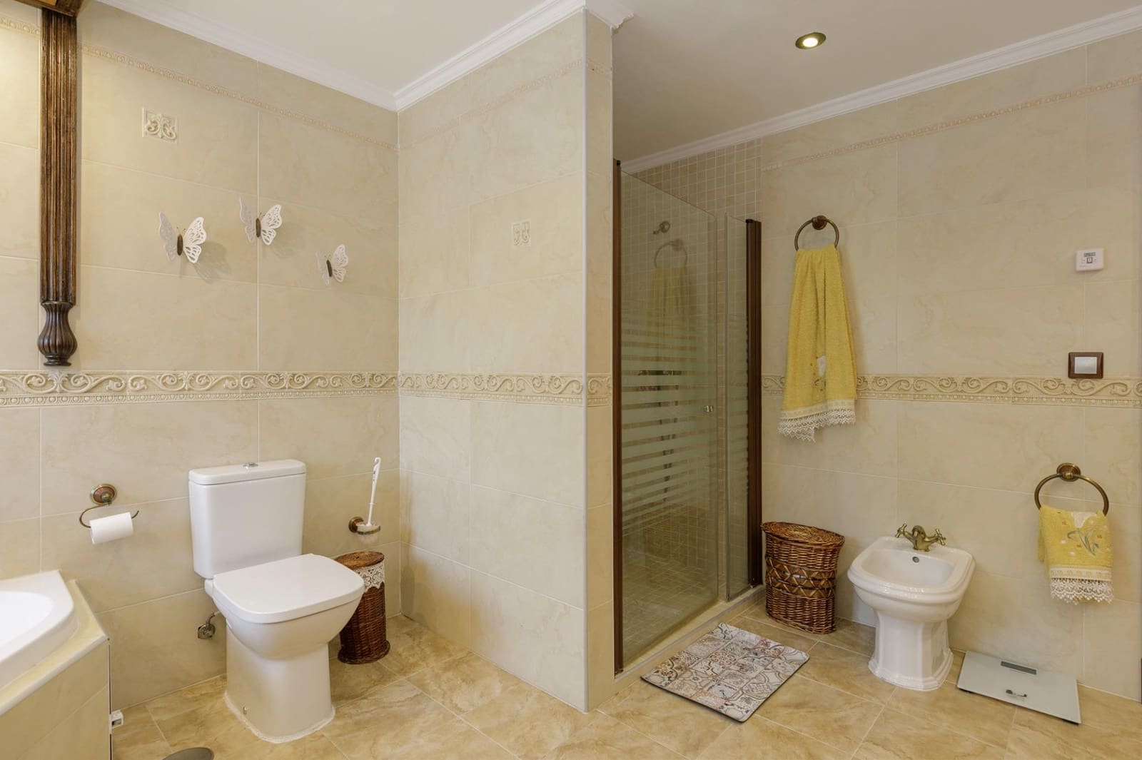 Pareado de 4 habitaciones en Ogíjares en venta con piscina garaje - 580.000 € (Ref: 9990888)