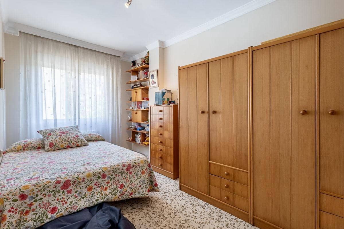 4 soverom Leilighet til salgs i Granada by med garasje - € 360 000 (Ref: 9990889)