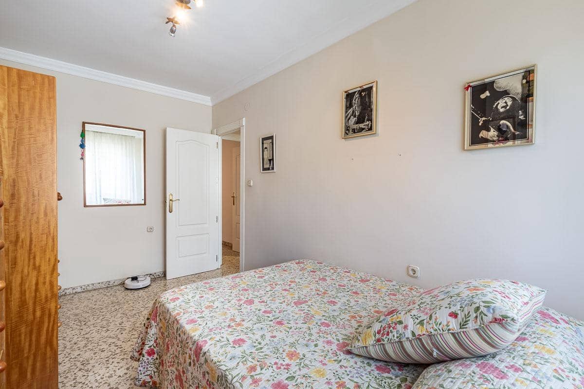 4 soverom Leilighet til salgs i Granada by med garasje - € 360 000 (Ref: 9990889)