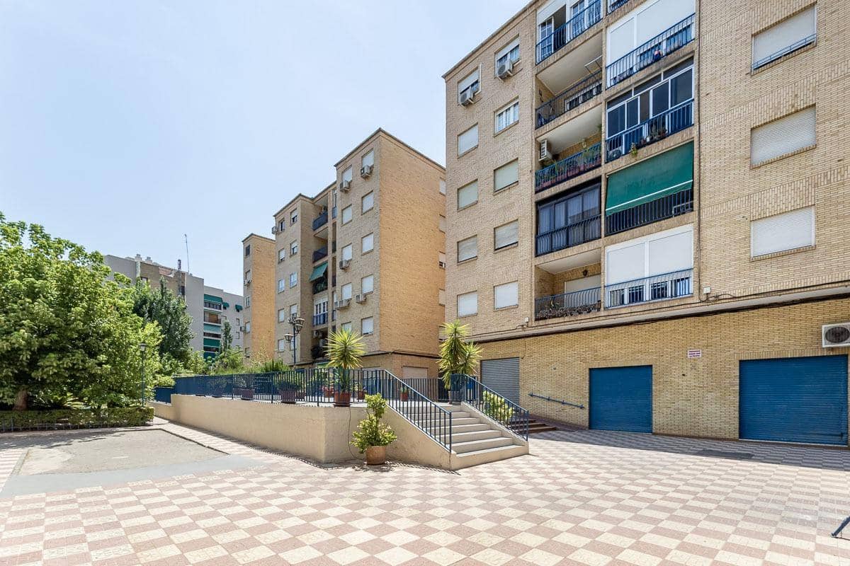 4 soverom Leilighet til salgs i Granada by med garasje - € 360 000 (Ref: 9990889)