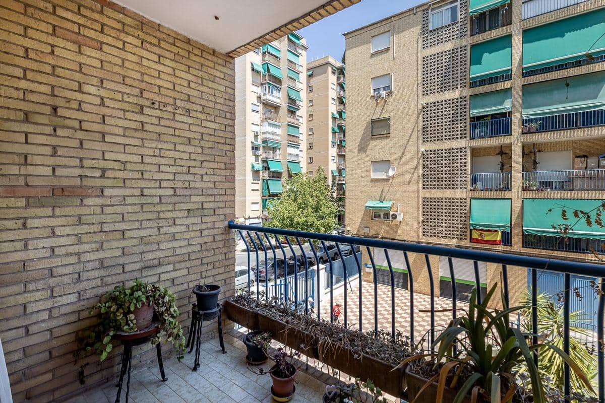 4 soverom Leilighet til salgs i Granada by med garasje - € 360 000 (Ref: 9990889)
