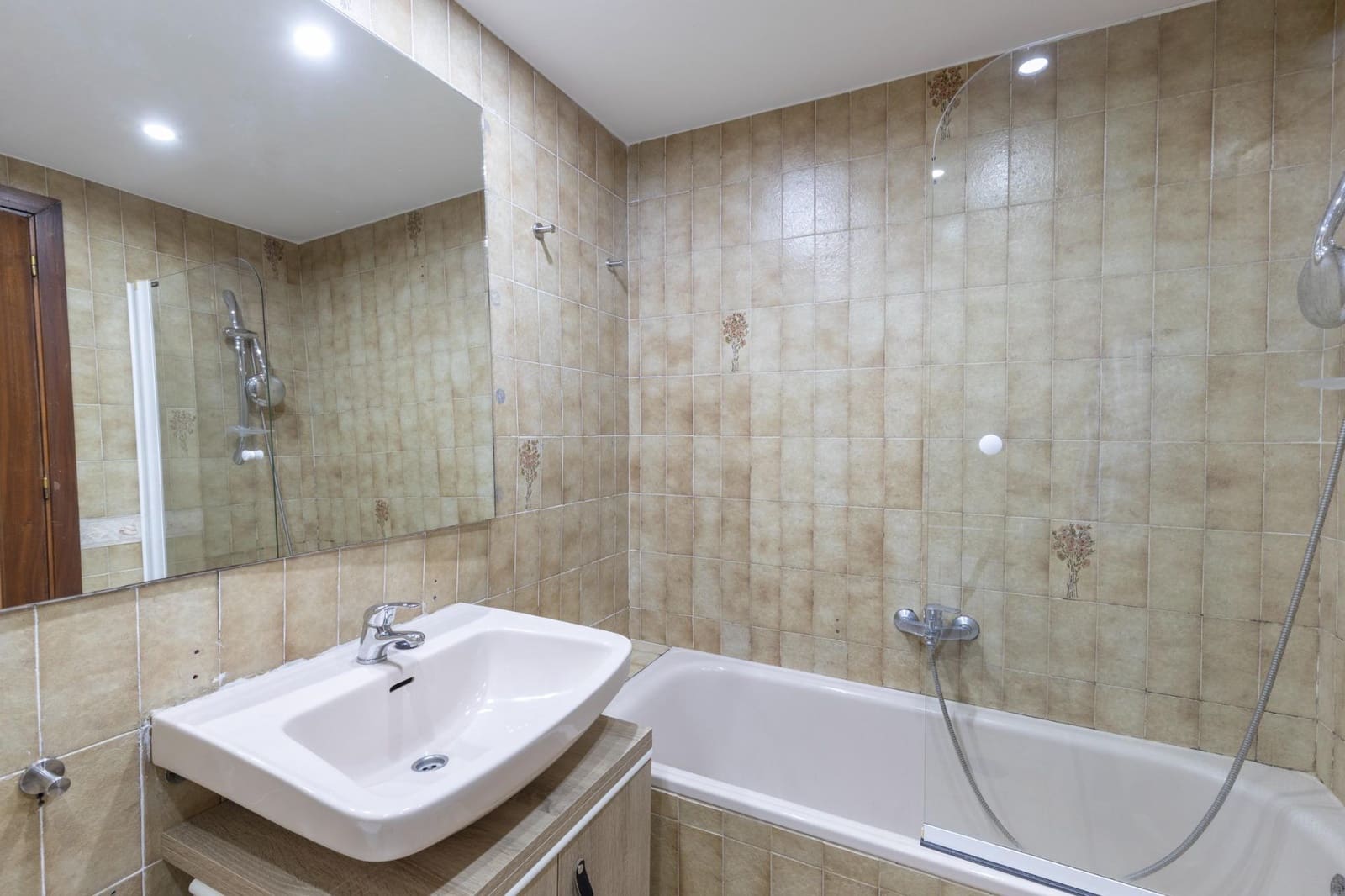 3 soverom Leilighet til salgs i Granada by med garasje - € 230 000 (Ref: 9990890)