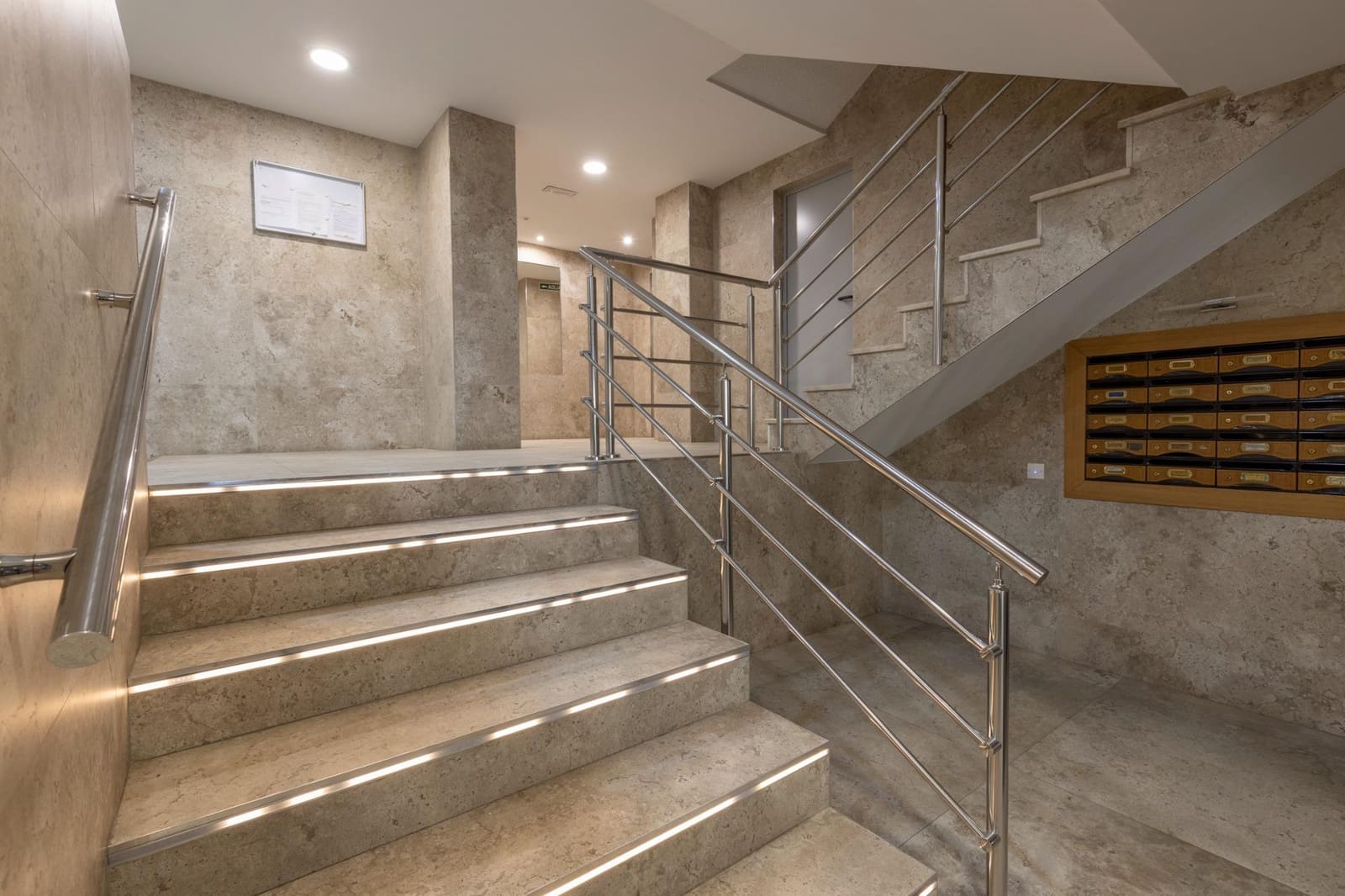 3 soverom Leilighet til salgs i Granada by med garasje - € 230 000 (Ref: 9990890)