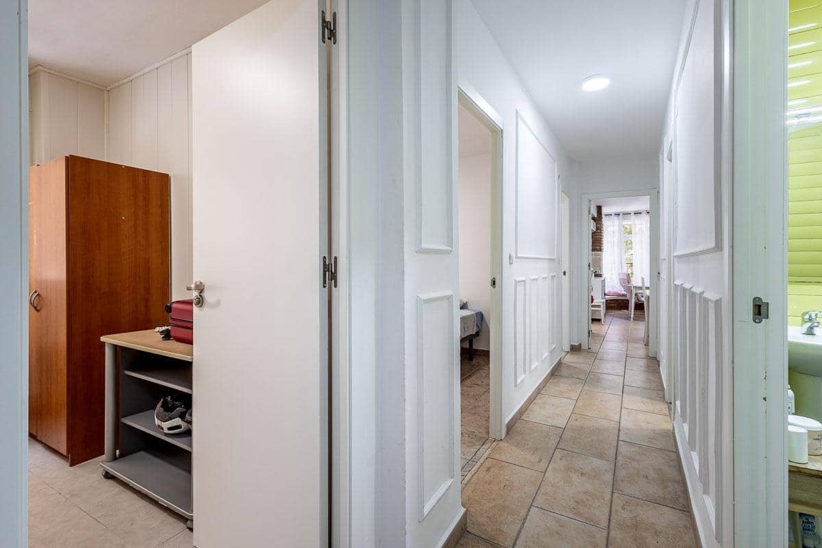 Piso de 4 habitaciones en Granada ciudad en venta - 314.000 € (Ref: 9990891)