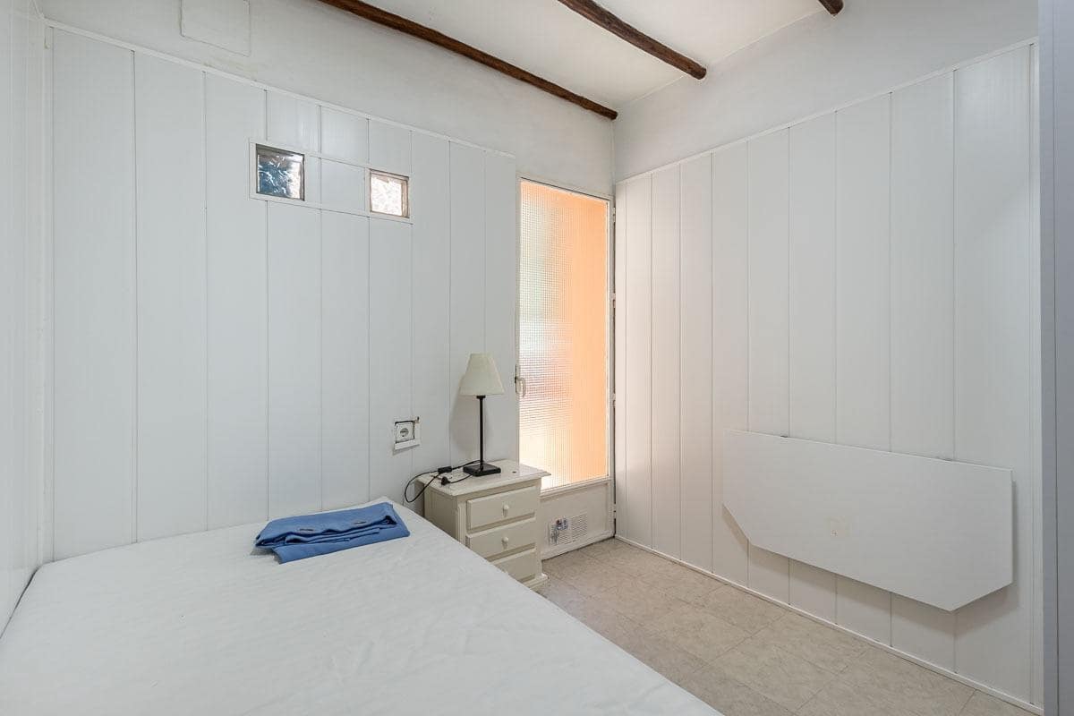 Piso de 4 habitaciones en Granada ciudad en venta - 314.000 € (Ref: 9990891)