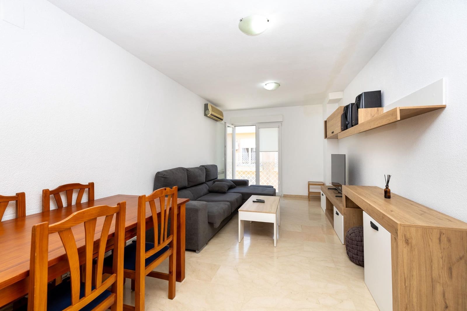 2 slaapkamer Flat te koop in Granada stad met garage - € 285.000 (Ref: 9997248)