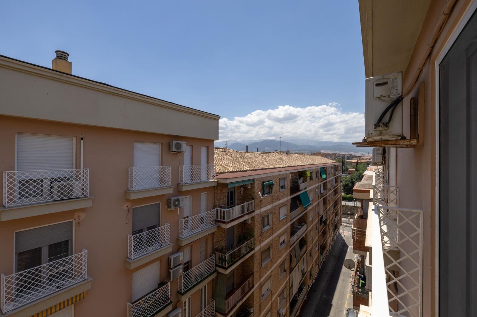 2 slaapkamer Flat te koop in Granada stad met garage - € 285.000 (Ref: 9997248)