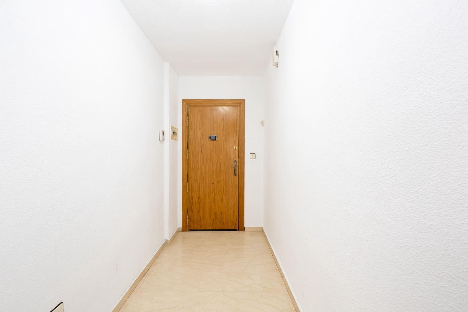 2 slaapkamer Flat te koop in Granada stad met garage - € 285.000 (Ref: 9997248)