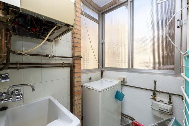 2 slaapkamer Flat te koop in Granada stad met garage - € 285.000 (Ref: 9997248)