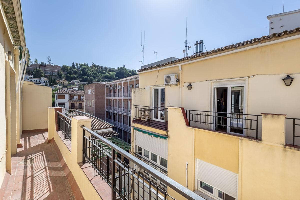 3 slaapkamer Flat te koop in Granada stad - € 260.000 (Ref: 9997249)