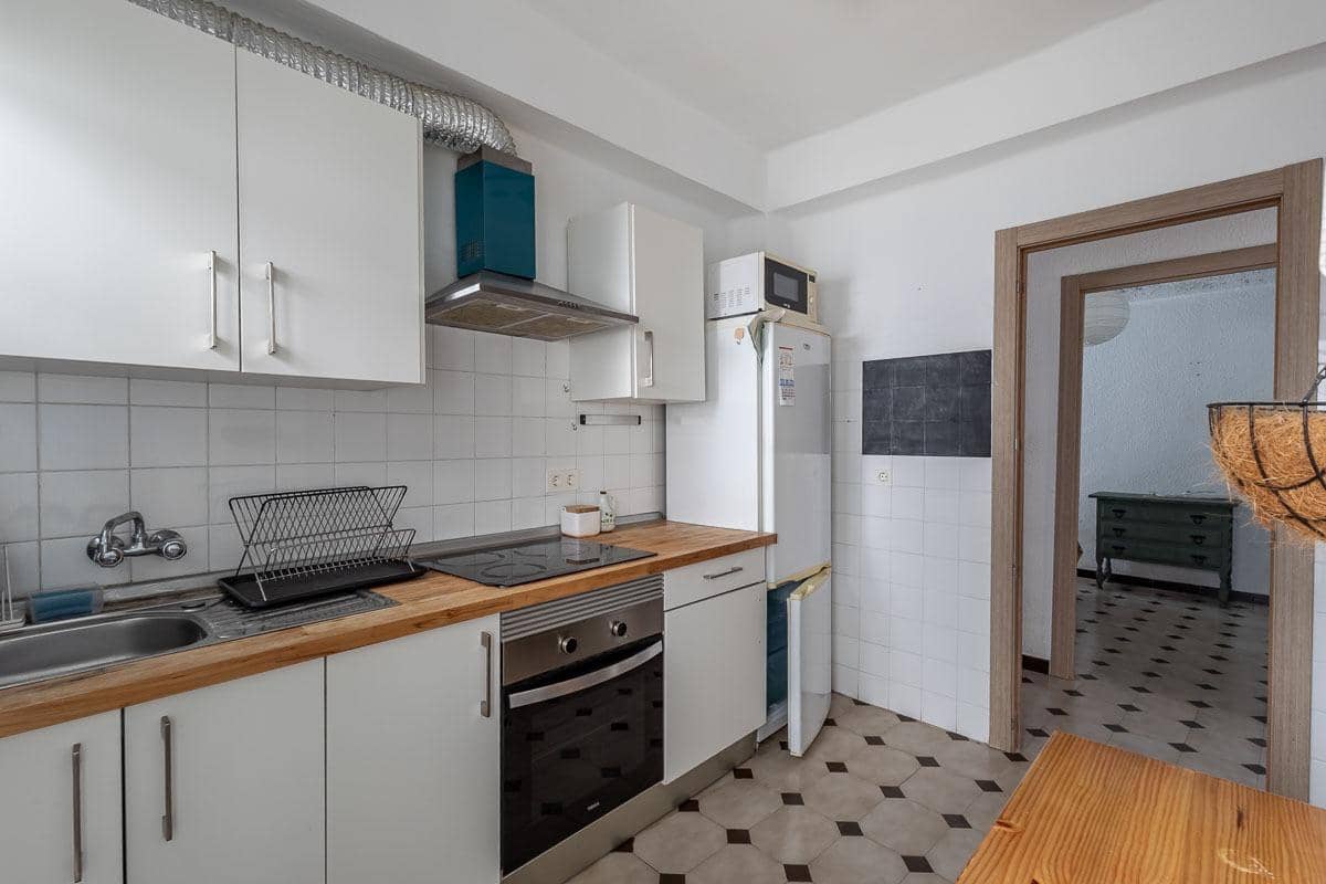 3 slaapkamer Flat te koop in Granada stad - € 260.000 (Ref: 9997249)
