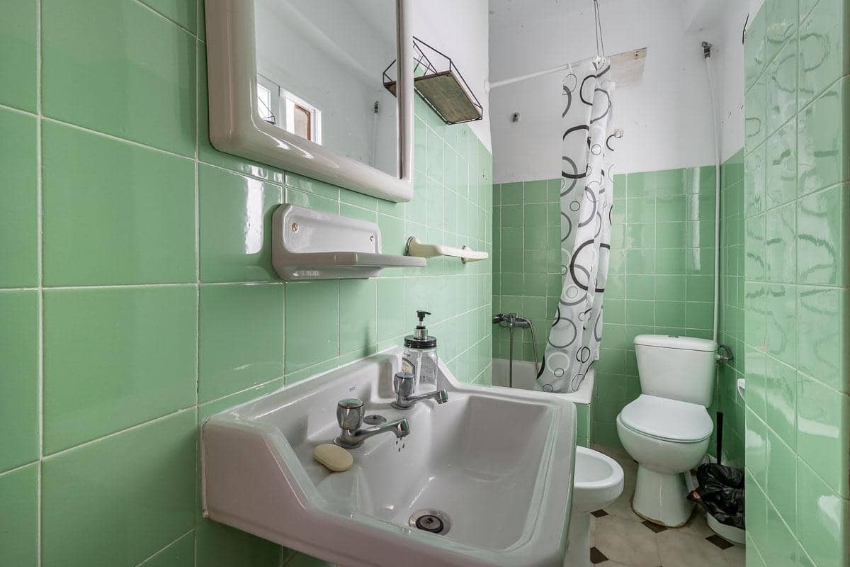 3 slaapkamer Flat te koop in Granada stad - € 260.000 (Ref: 9997249)