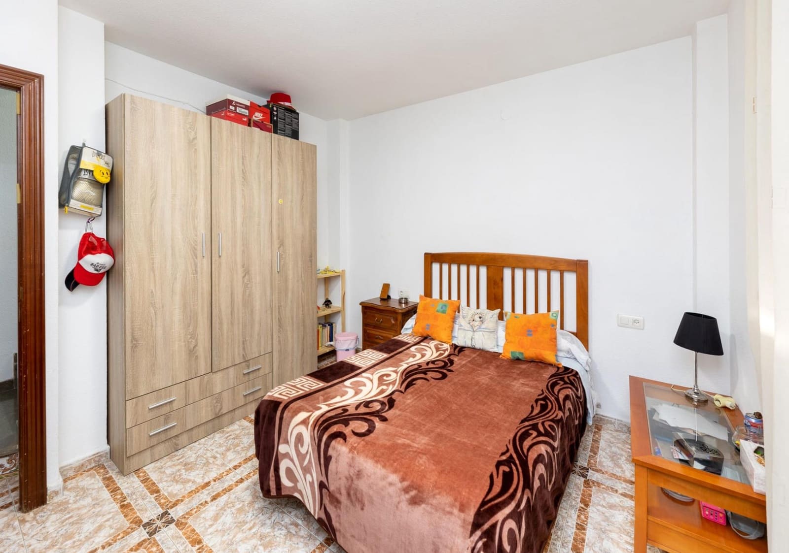 3 slaapkamer Appartement te koop in Ogijares met garage - € 184.000 (Ref: 9997250)