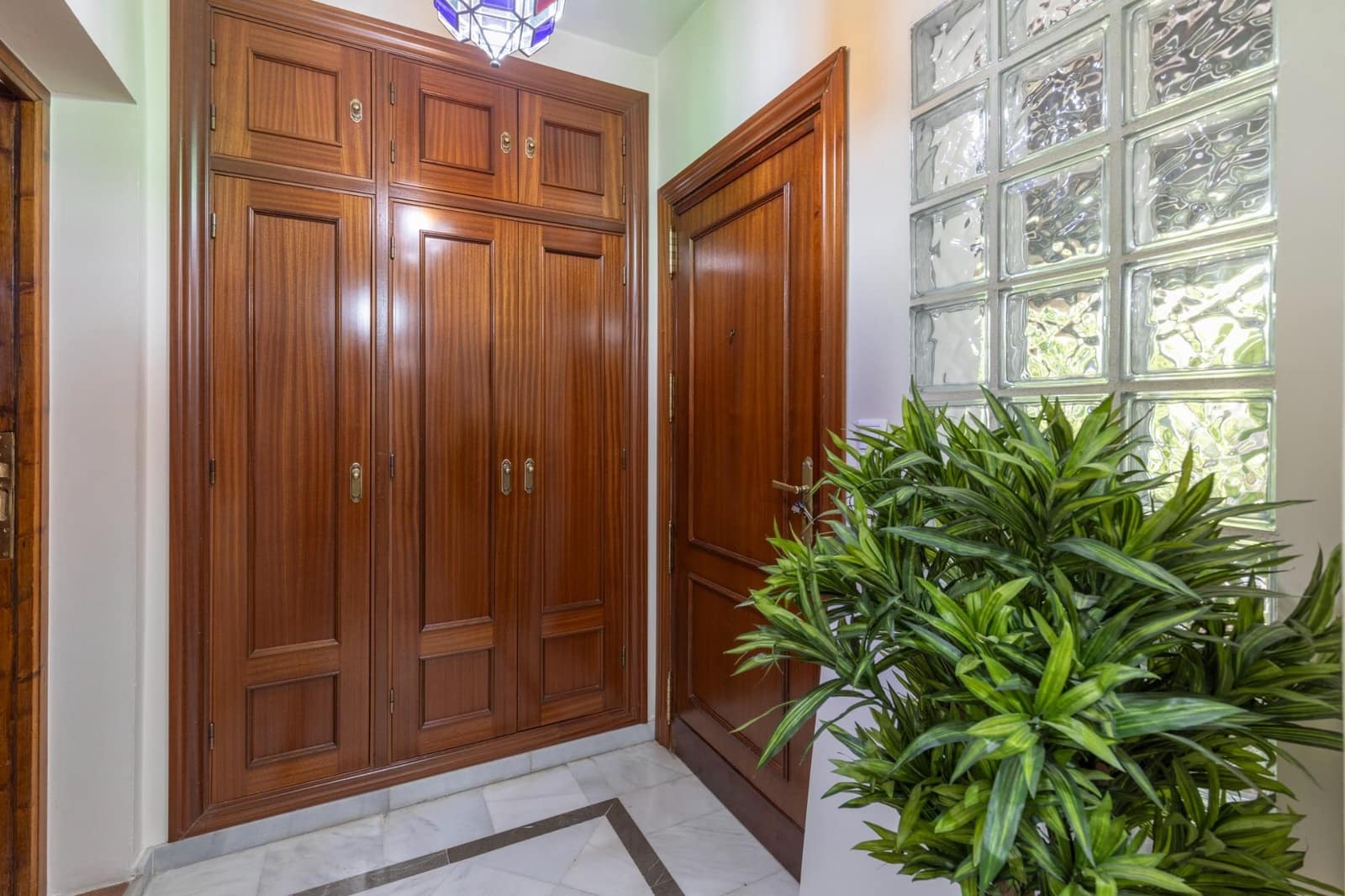 4 camera da letto Villa in vendita in La Zubia con piscina garage - 369.000 € (Rif: 9997251)