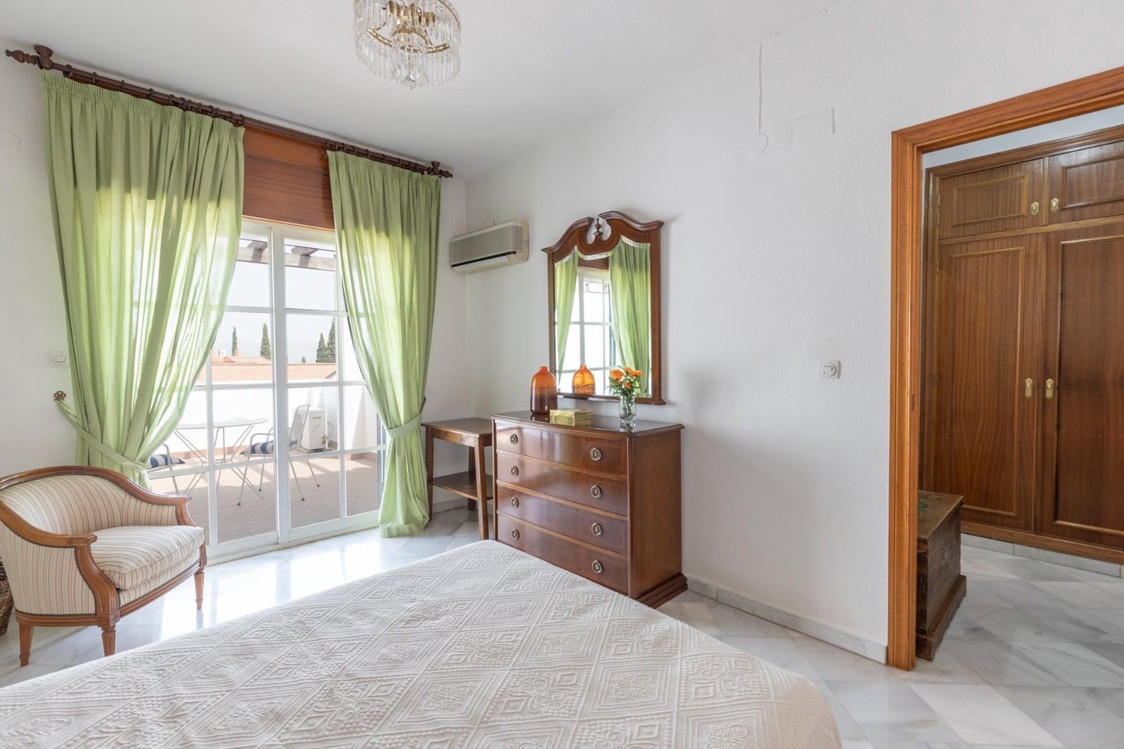4 camera da letto Villa in vendita in La Zubia con piscina garage - 369.000 € (Rif: 9997251)