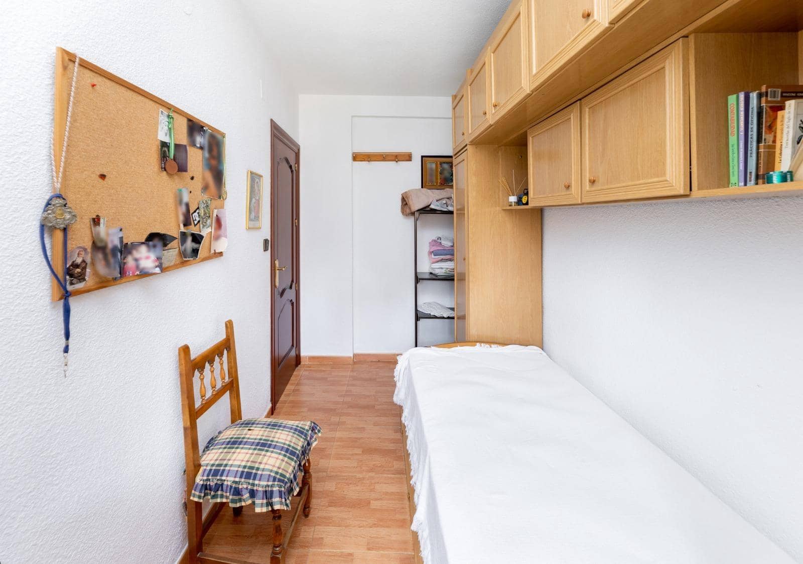 4 slaapkamer Flat te koop in Granada stad - € 253.000 (Ref: 9997252)