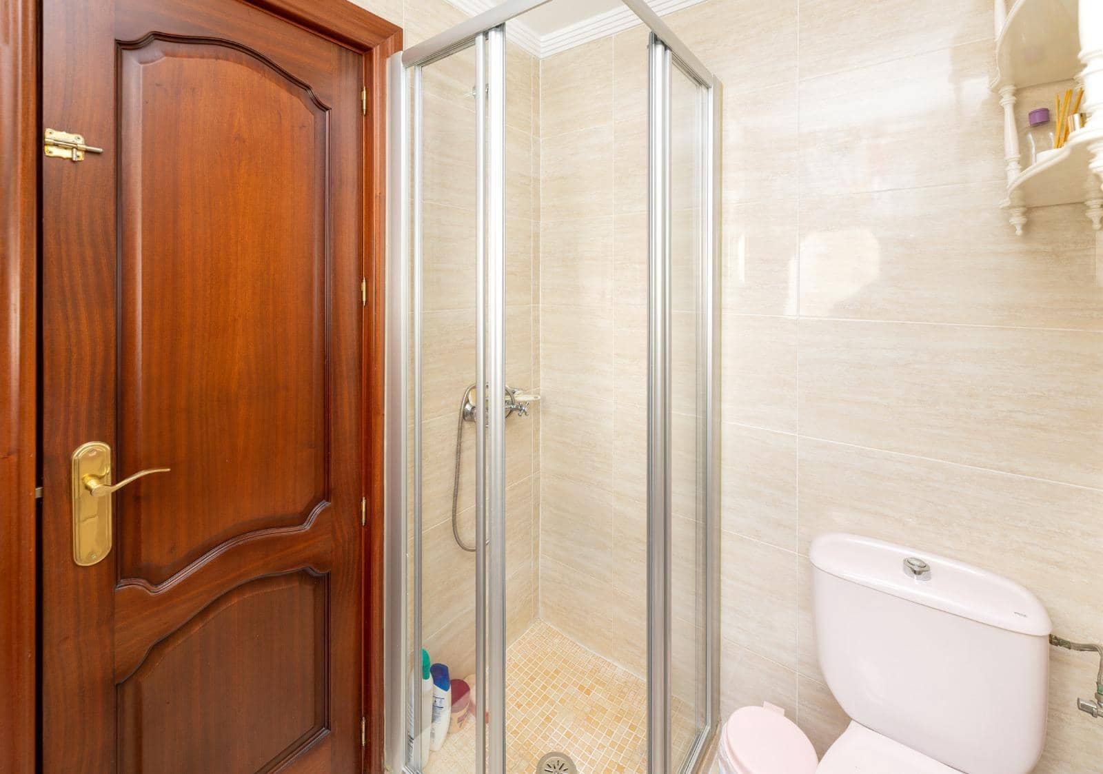 4 slaapkamer Flat te koop in Granada stad - € 253.000 (Ref: 9997252)