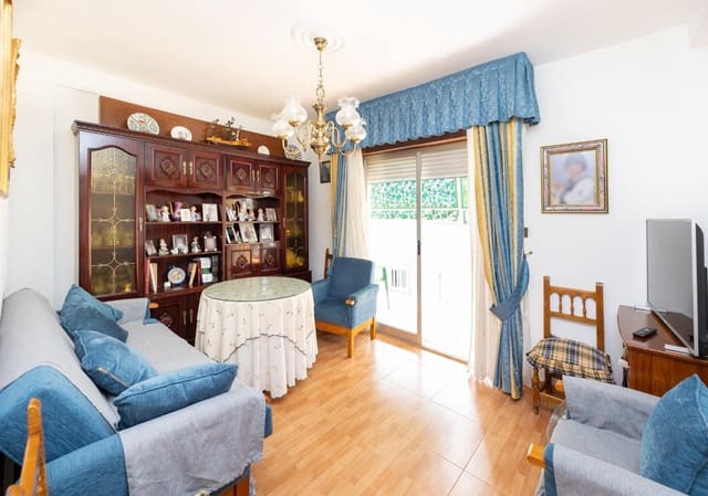 4 slaapkamer Flat te koop in Granada stad - € 253.000 (Ref: 9997252)