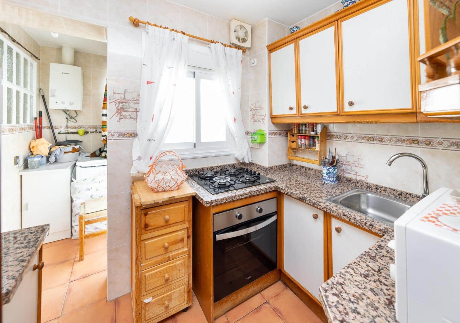 4 slaapkamer Flat te koop in Granada stad - € 253.000 (Ref: 9997252)