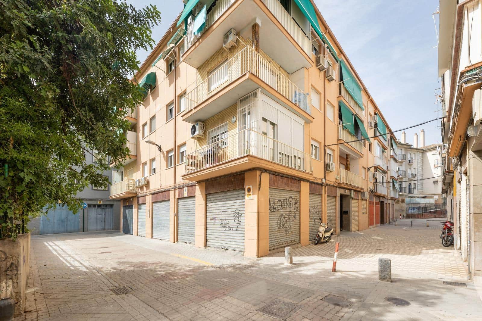 4 slaapkamer Flat te koop in Granada stad - € 253.000 (Ref: 9997252)