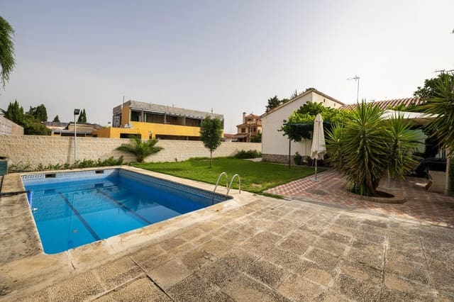 4 soveværelse Villa til salg i Armilla med swimmingpool garage - € 579.000 (Ref: 9997254)