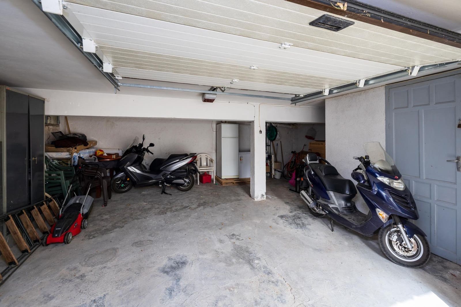 4 soveværelse Villa til salg i Armilla med swimmingpool garage - € 579.000 (Ref: 9997254)