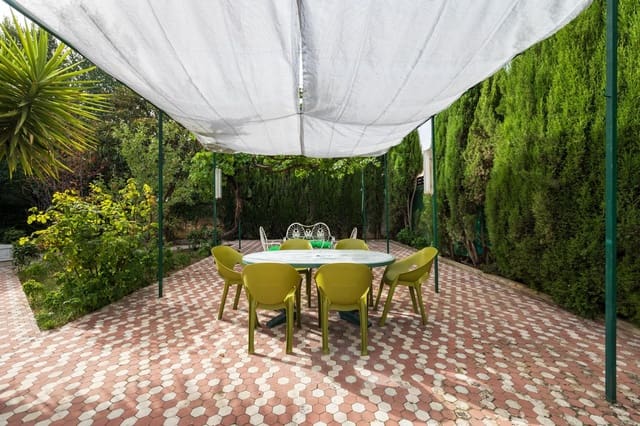 4 soveværelse Villa til salg i Armilla med swimmingpool garage - € 579.000 (Ref: 9997254)