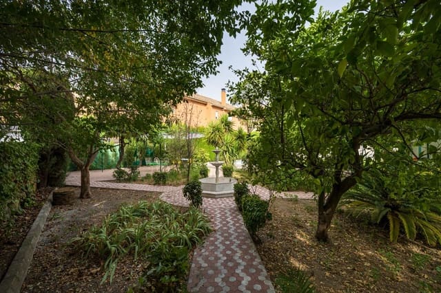 4 soveværelse Villa til salg i Armilla med swimmingpool garage - € 579.000 (Ref: 9997254)