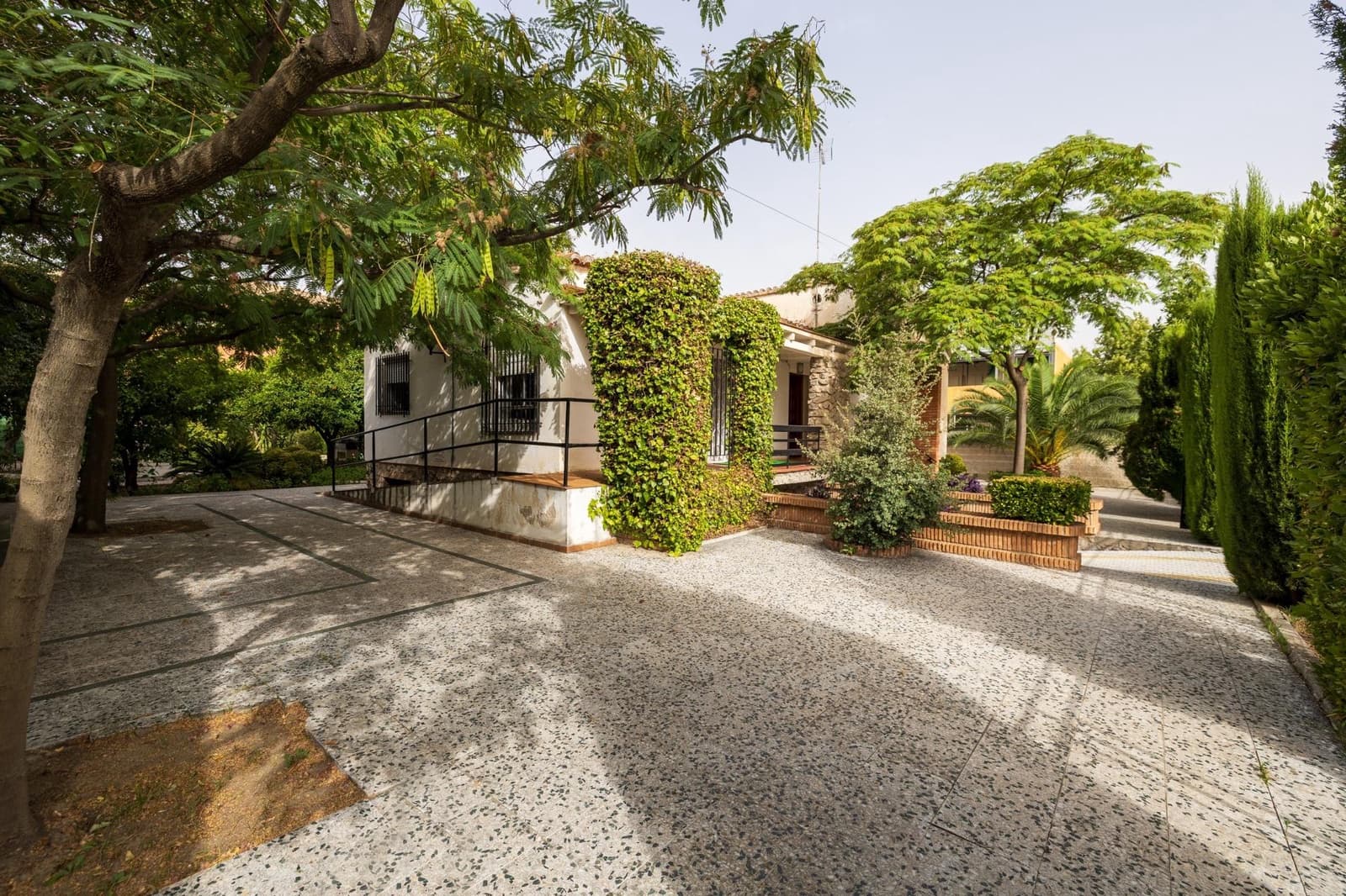 4 soveværelse Villa til salg i Armilla med swimmingpool garage - € 579.000 (Ref: 9997254)
