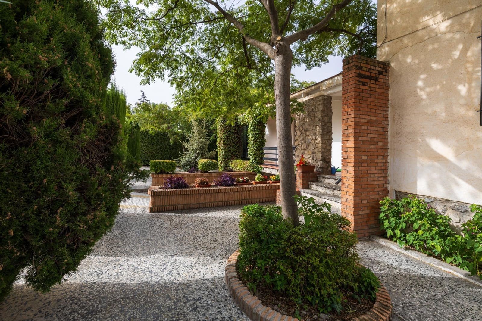 4 soveværelse Villa til salg i Armilla med swimmingpool garage - € 579.000 (Ref: 9997254)