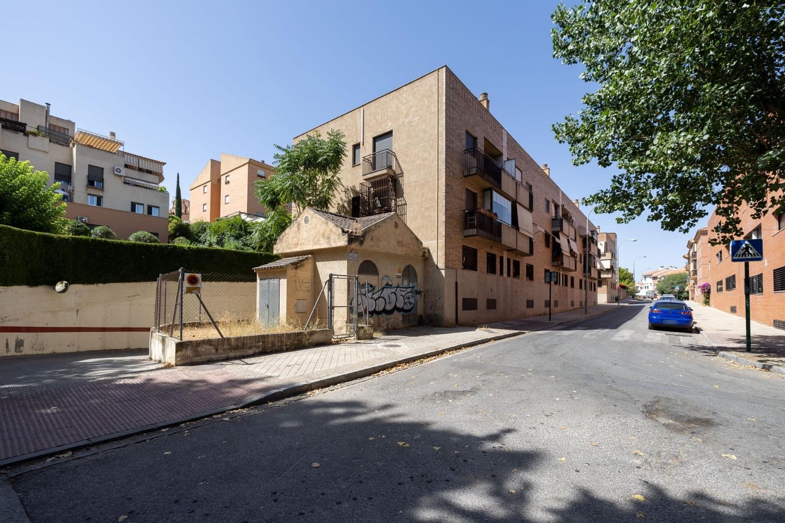 4 slaapkamer Flat te koop in Granada stad - € 369.000 (Ref: 9998942)