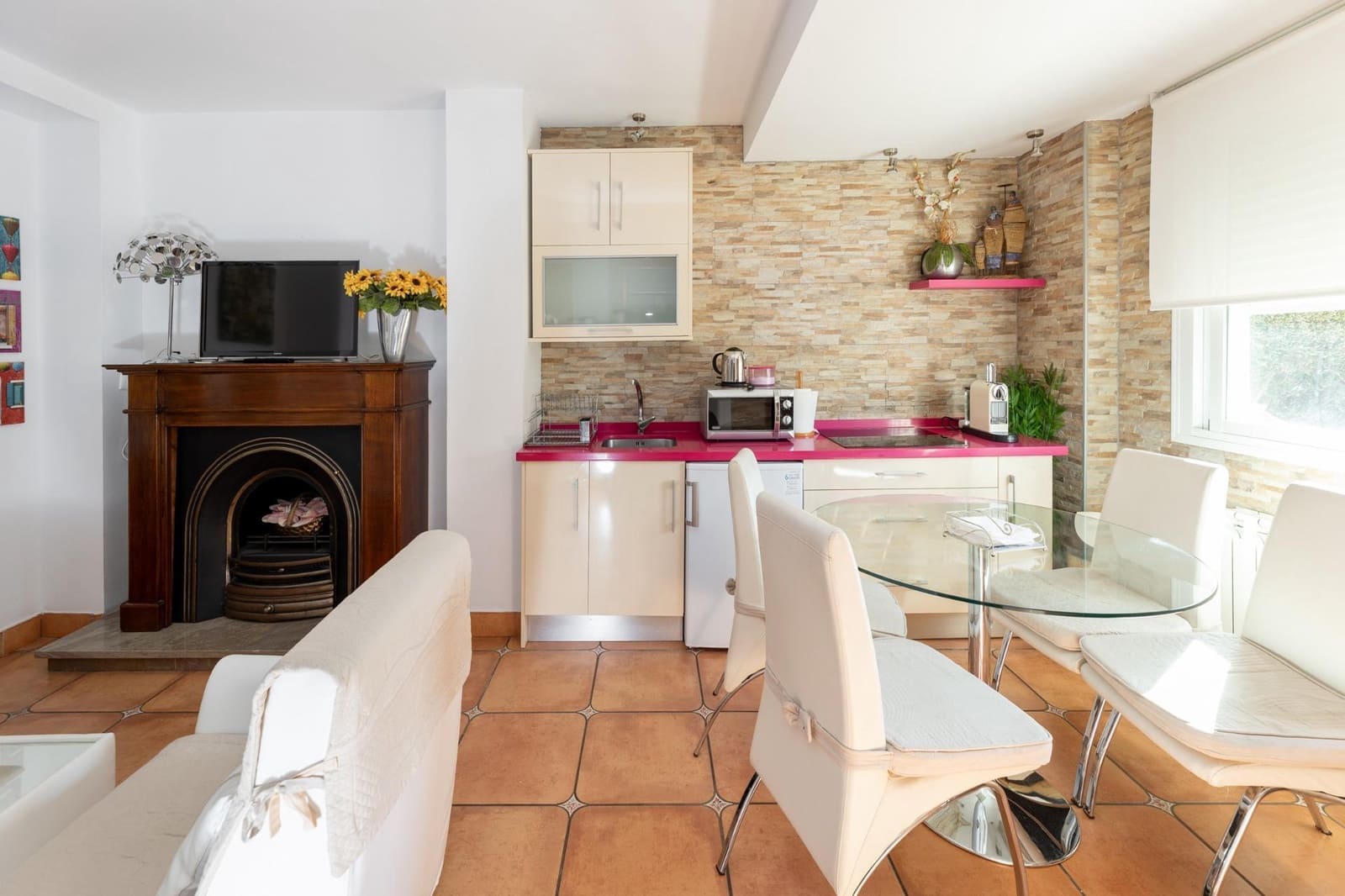 6 Zimmer Villa zu verkaufen in Granada Stadt mit Pool - 640.000 € (Ref: 9998944)