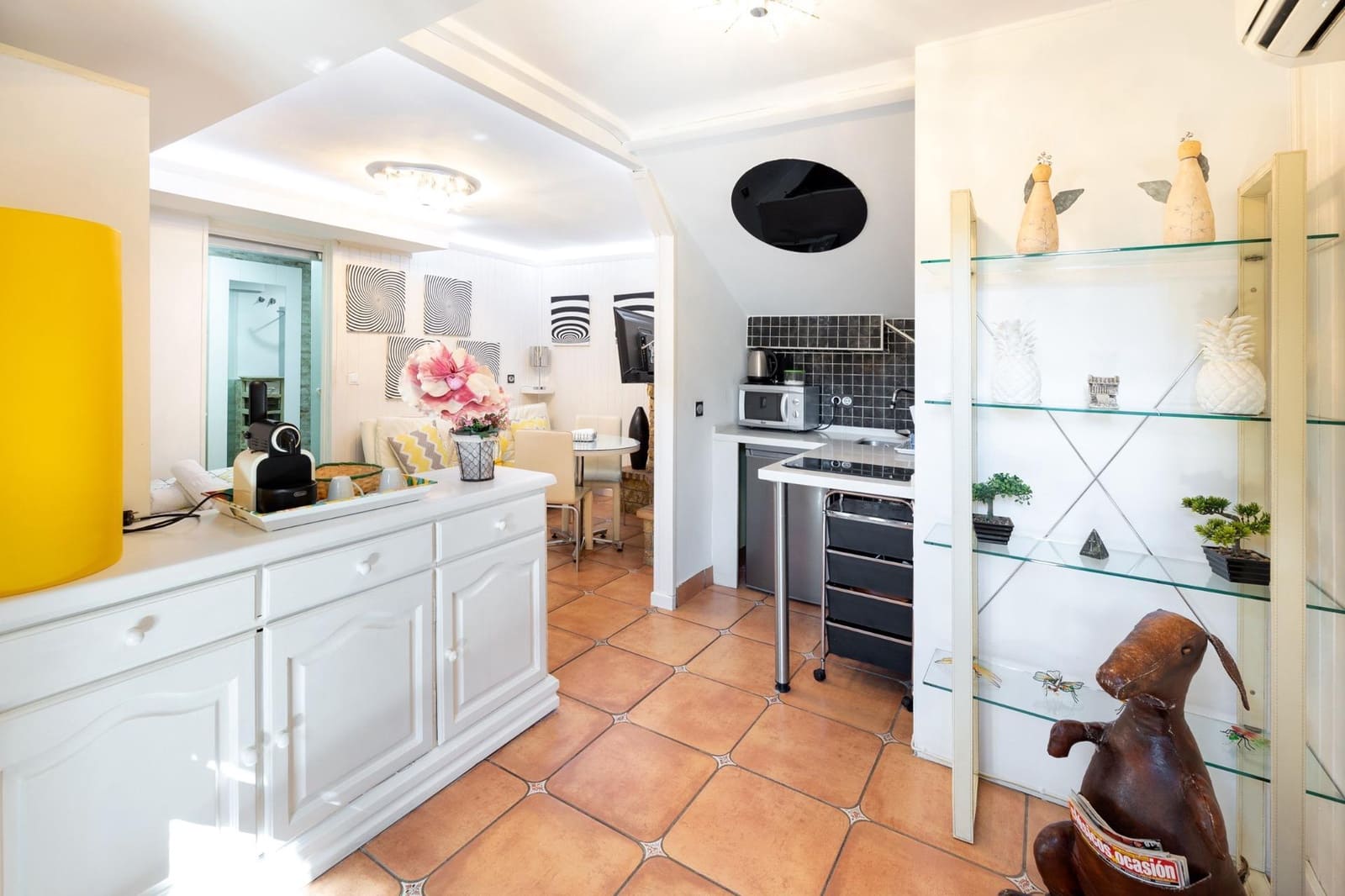 6 Zimmer Villa zu verkaufen in Granada Stadt mit Pool - 640.000 € (Ref: 9998944)