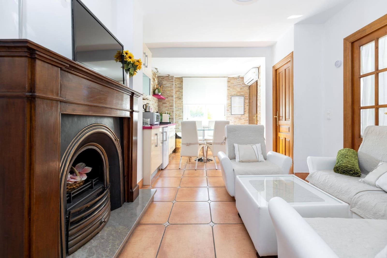 6 Zimmer Villa zu verkaufen in Granada Stadt mit Pool - 640.000 € (Ref: 9998944)