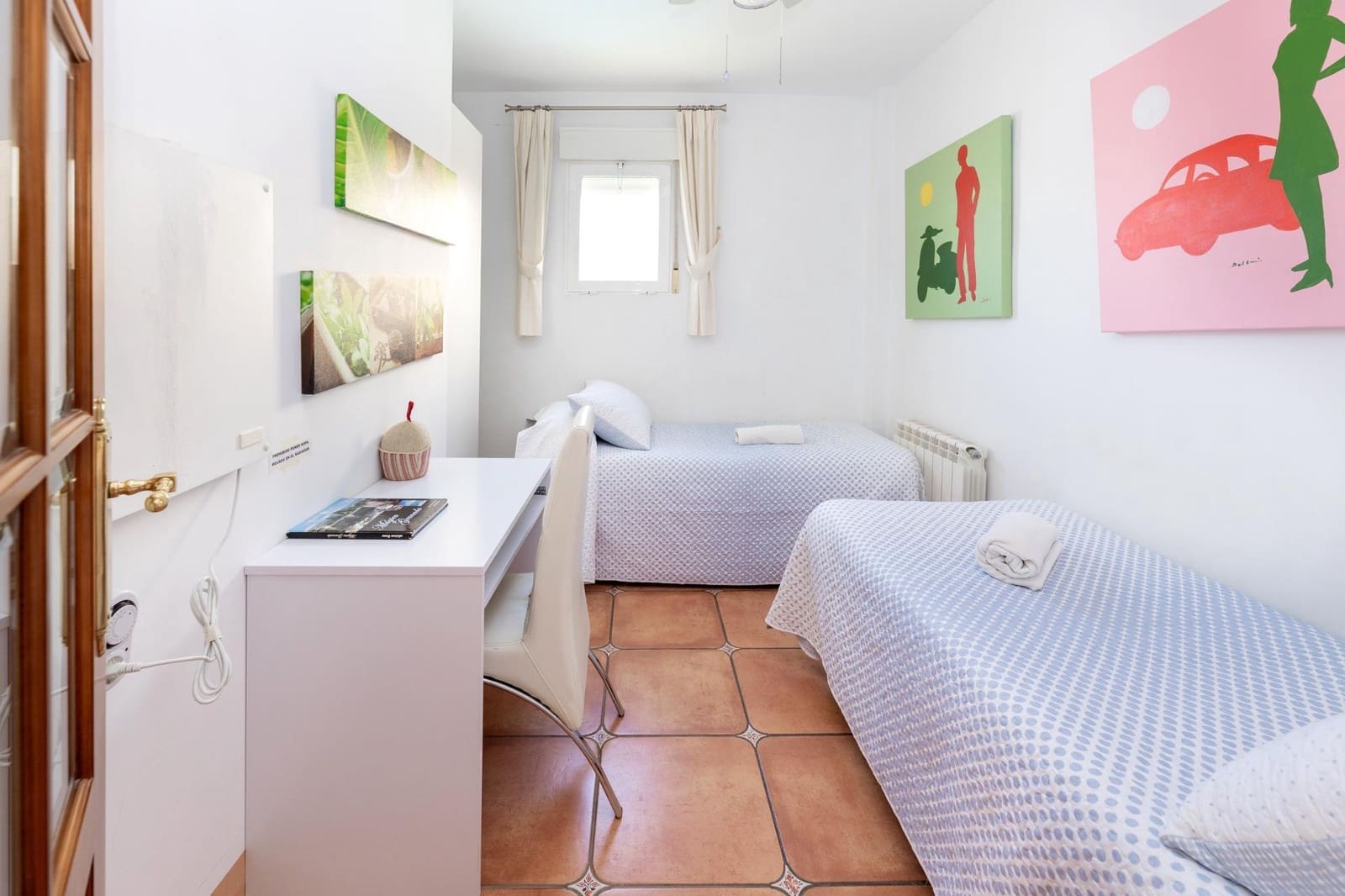 6 Zimmer Villa zu verkaufen in Granada Stadt mit Pool - 640.000 € (Ref: 9998944)
