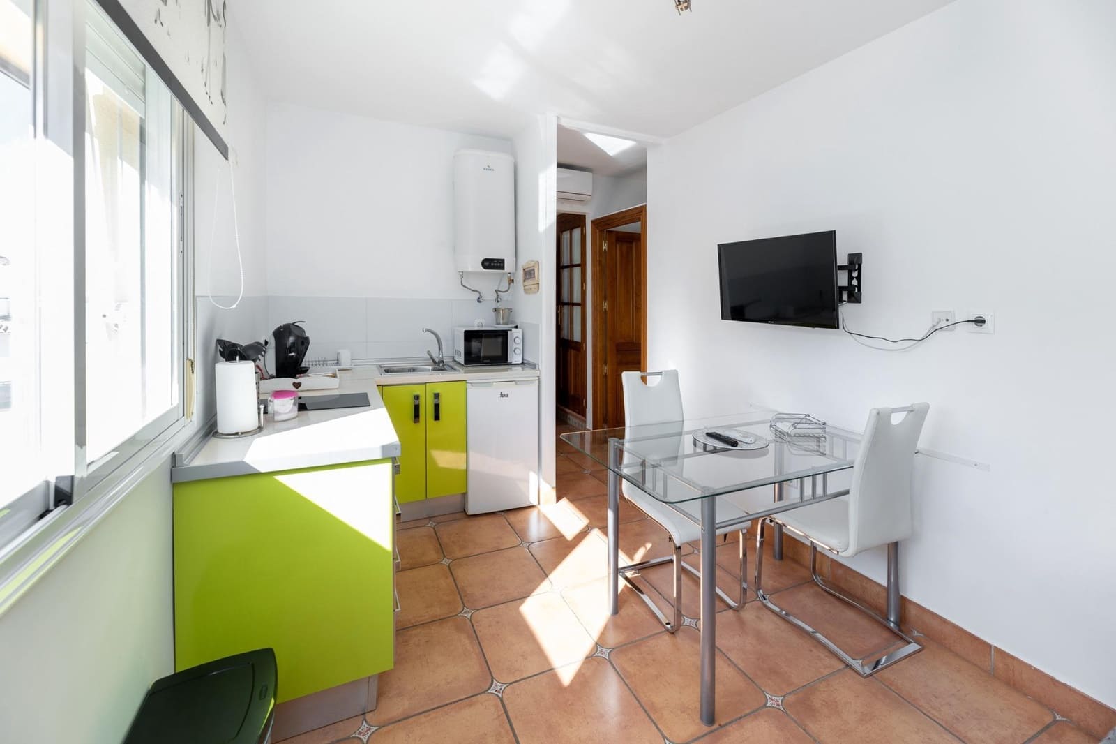 6 Zimmer Villa zu verkaufen in Granada Stadt mit Pool - 640.000 € (Ref: 9998944)
