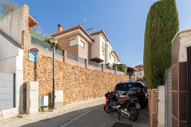 6 Zimmer Villa zu verkaufen in Carretera de la Sierra, Granada Stadt mit Pool - 640.000 € (Ref: 9998944)