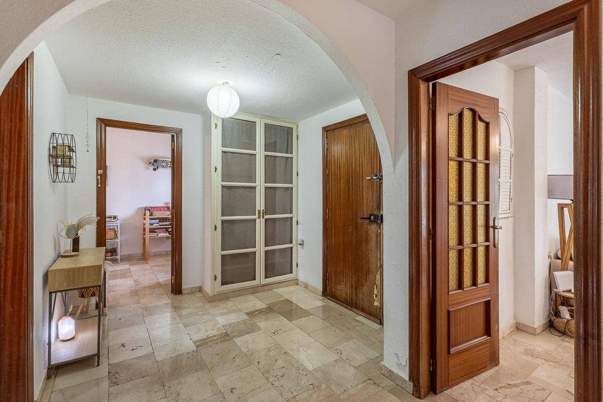 Chalet de 5 habitaciones en Cájar en venta con piscina garaje - 375.000 € (Ref: 9998946)