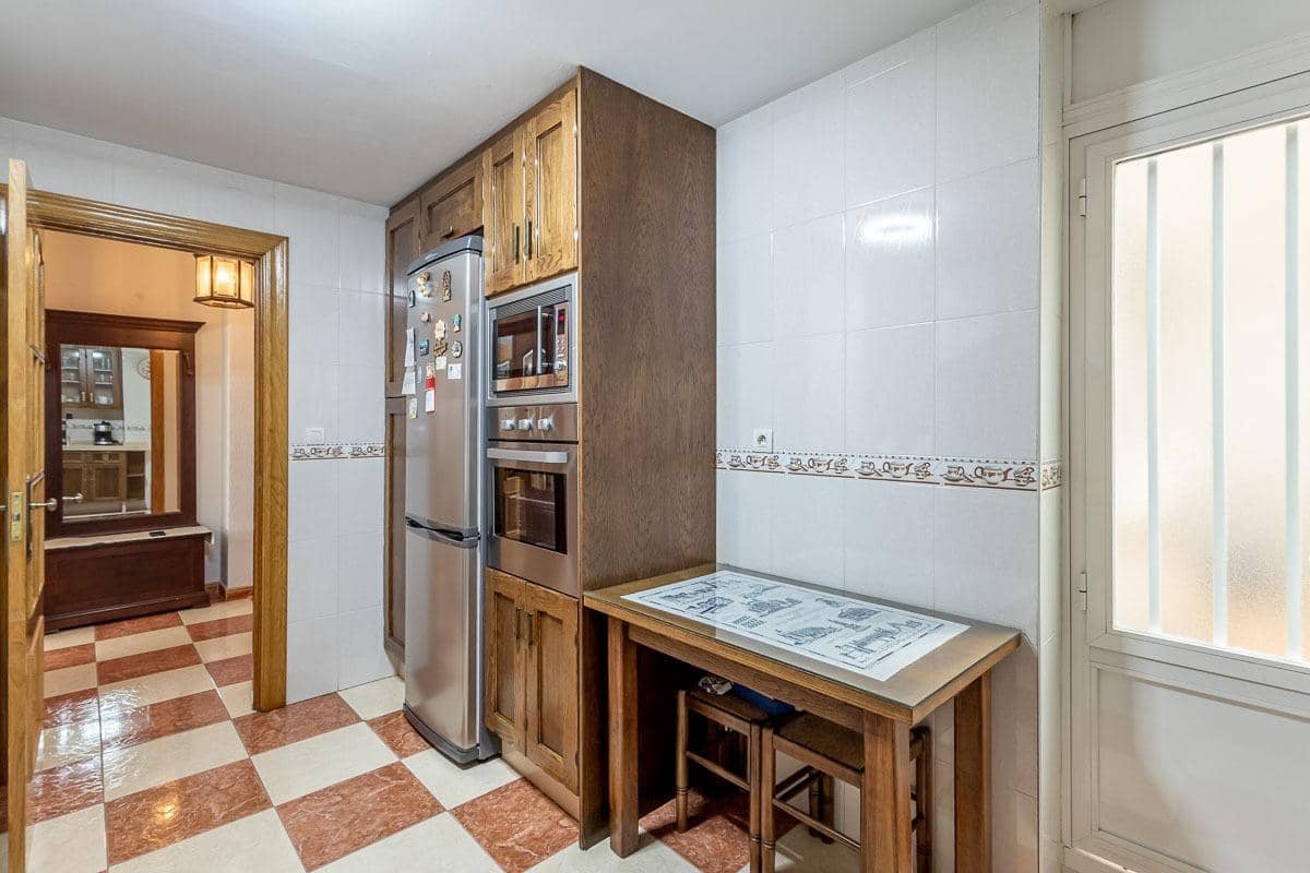 4 sovrum Lägenhet till salu i Santa Fe med garage - 129 900 € (Ref: 9999700)