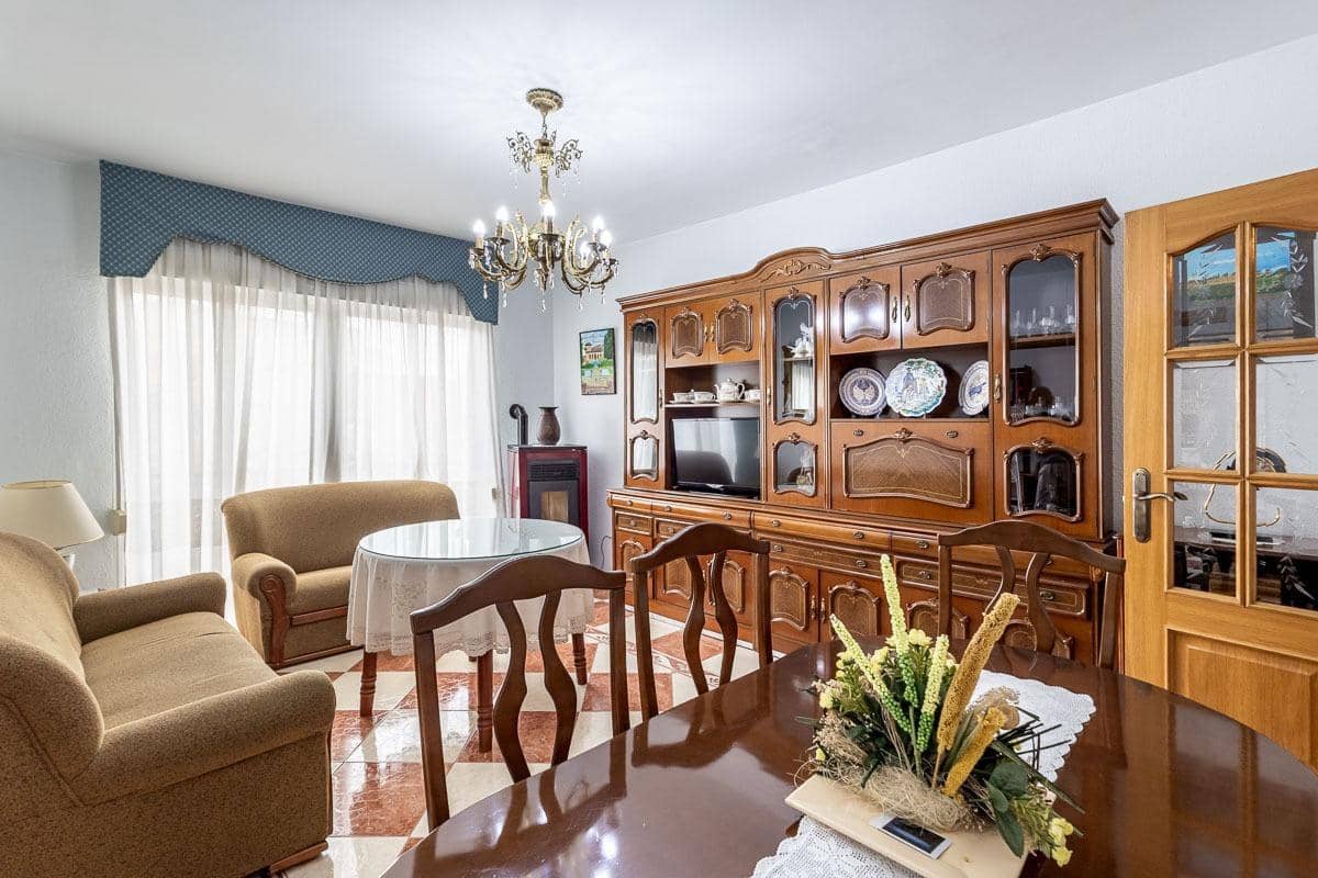 4 sovrum Lägenhet till salu i Santa Fe med garage - 129 900 € (Ref: 9999700)