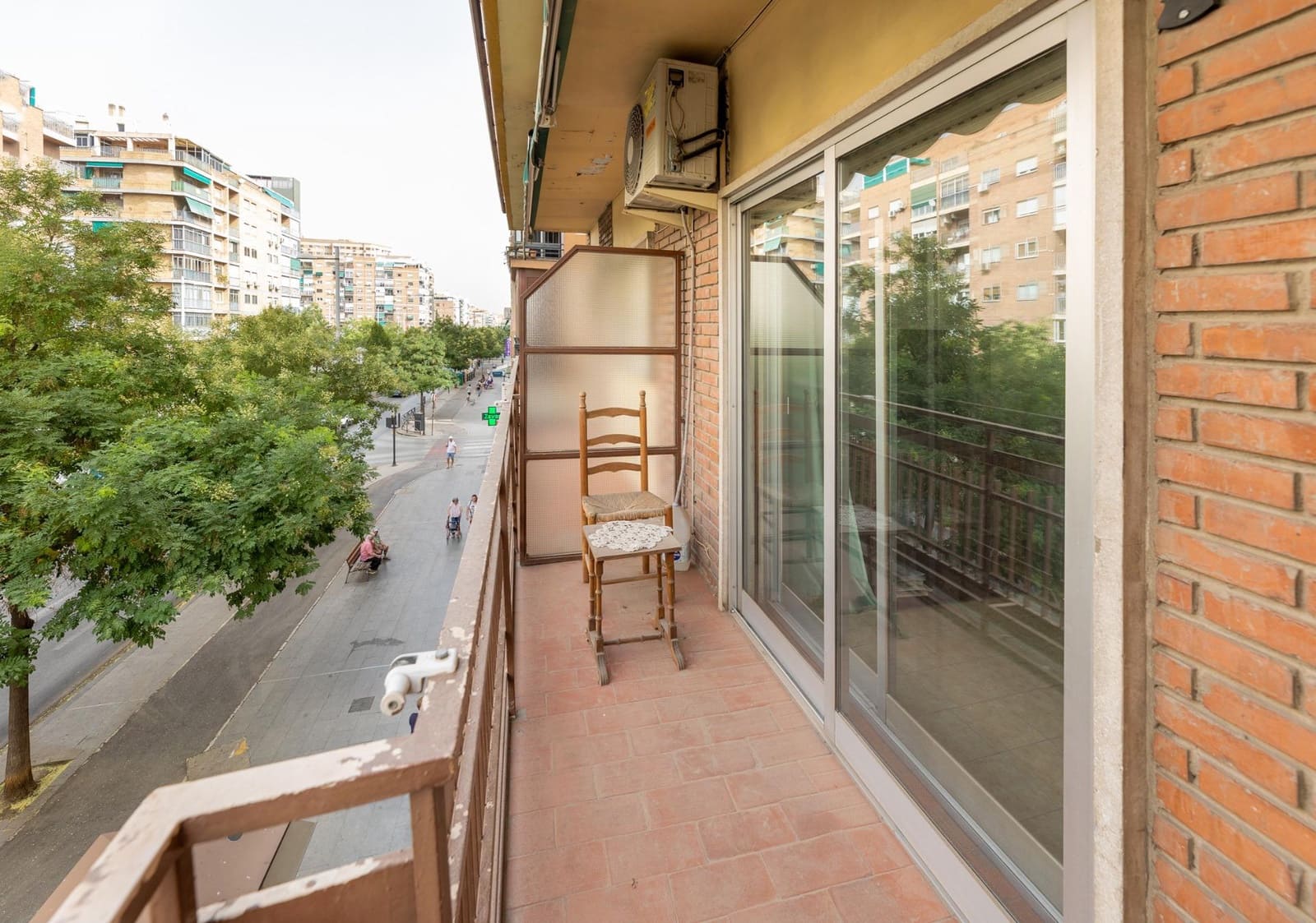 4 sovrum Lägenhet till salu i Granada stad - 325 000 € (Ref: 9999701)