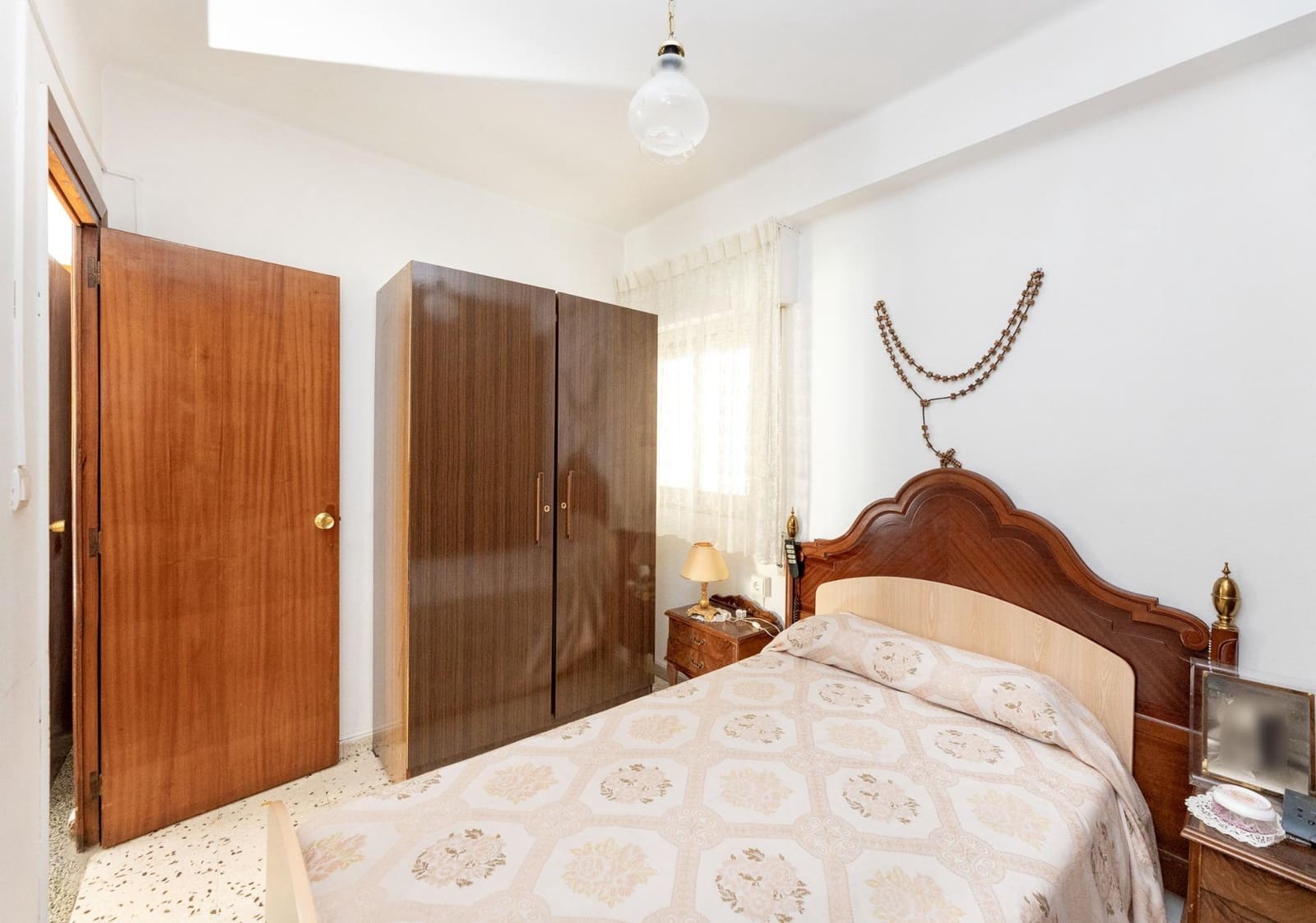 4 sovrum Lägenhet till salu i Granada stad - 325 000 € (Ref: 9999701)
