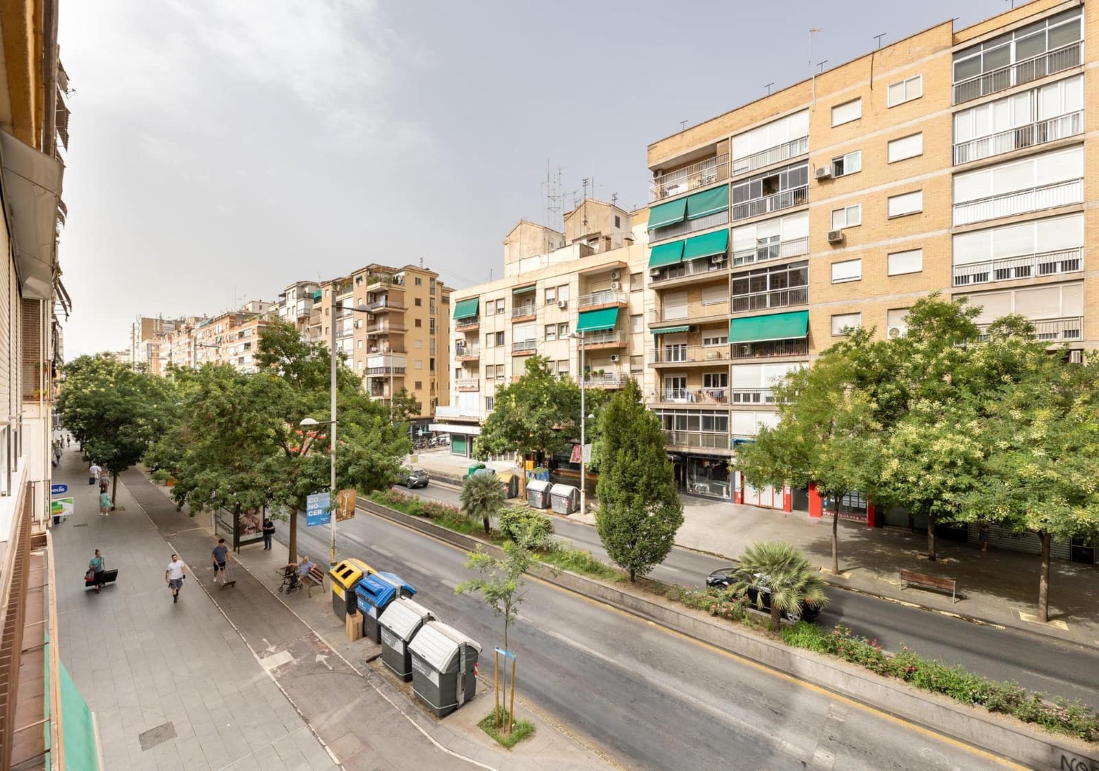 4 sovrum Lägenhet till salu i Granada stad - 325 000 € (Ref: 9999701)