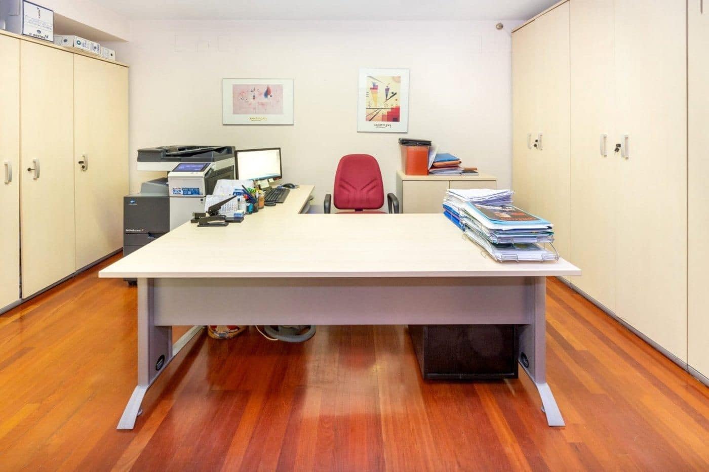 5 chambre Bureau à vendre à Grenade ville - 375 000 € (Ref: 9999703)