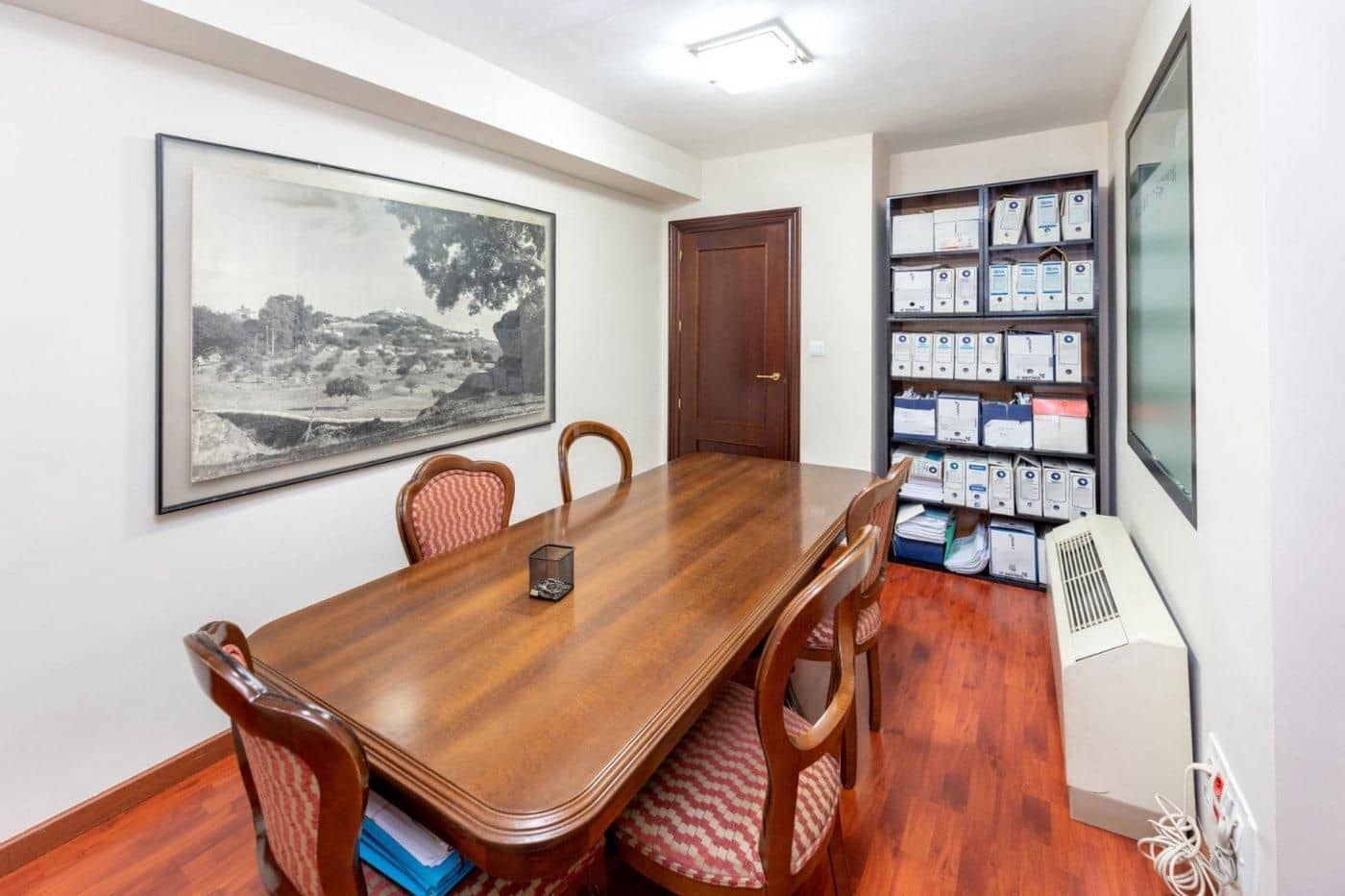 5 chambre Bureau à vendre à Grenade ville - 375 000 € (Ref: 9999703)