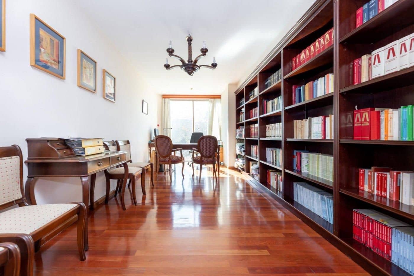 5 chambre Bureau à vendre à Grenade ville - 375 000 € (Ref: 9999703)