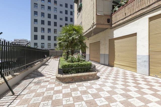 Estúdio para venda em Granada cidade - 135 000 € (Ref: 9999704)