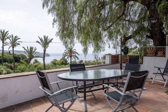 1 sypialnia Bungalow na sprzedaż w La Herradura, Almuñécar z garażem - 299 000 € (Ref: 9999705)